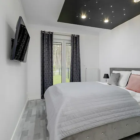 Appartamento Modern With Private Garden By Renters Prestige